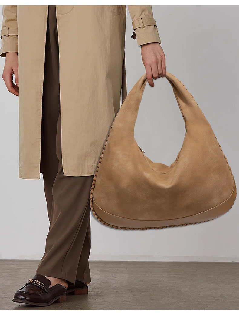 Fashion Large Capacity Shoulde - Half Moon Bag Suede ulasan dan harga