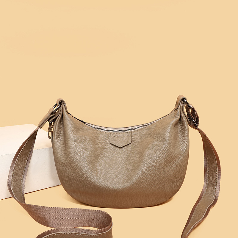 New Women Bags 100% Genuine Le - Half Moon Bag Suede ulasan dan harga
