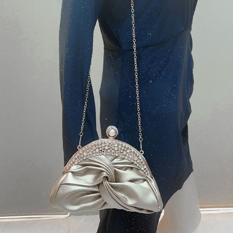 Gold Women Luxurious Chain Sho - Luxury Bags Gold ulasan dan harga