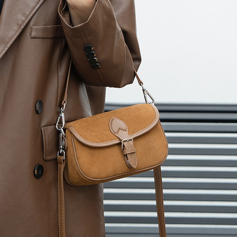 Autumn and winter women's Natu - Half Moon Bag Suede ulasan dan harga